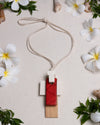 STILL FORM NECKLACE