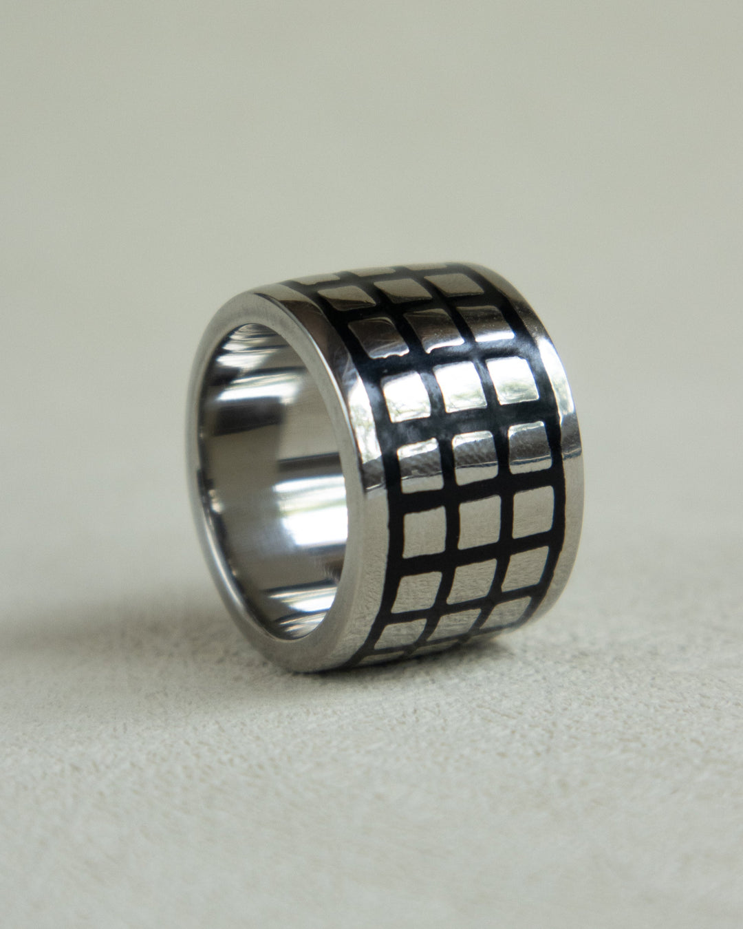 The Grid Ring