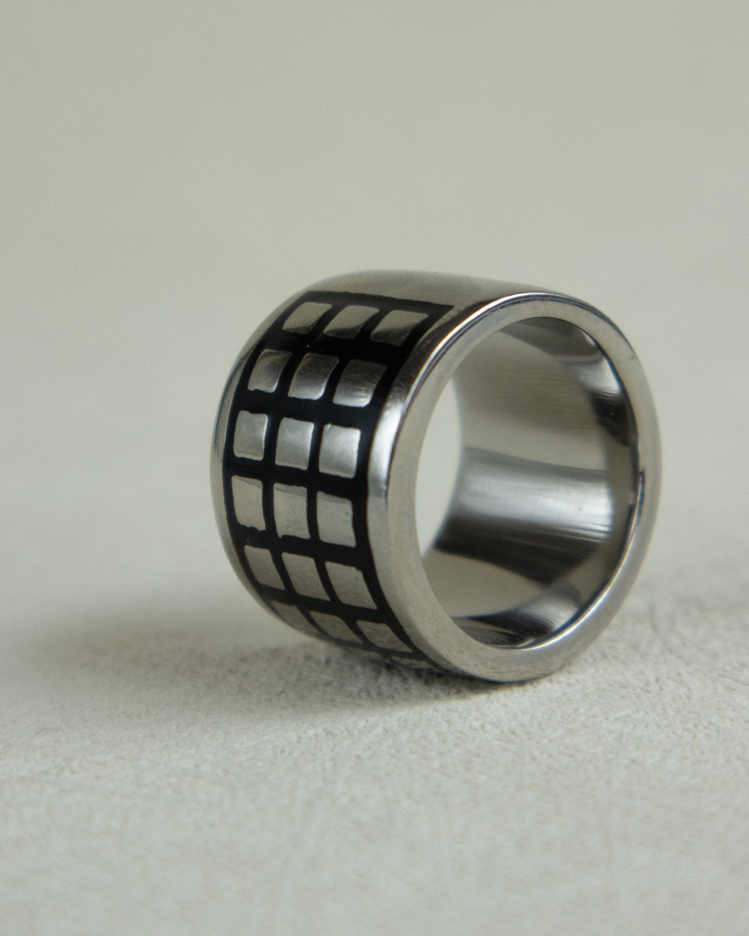 The Grid Ring