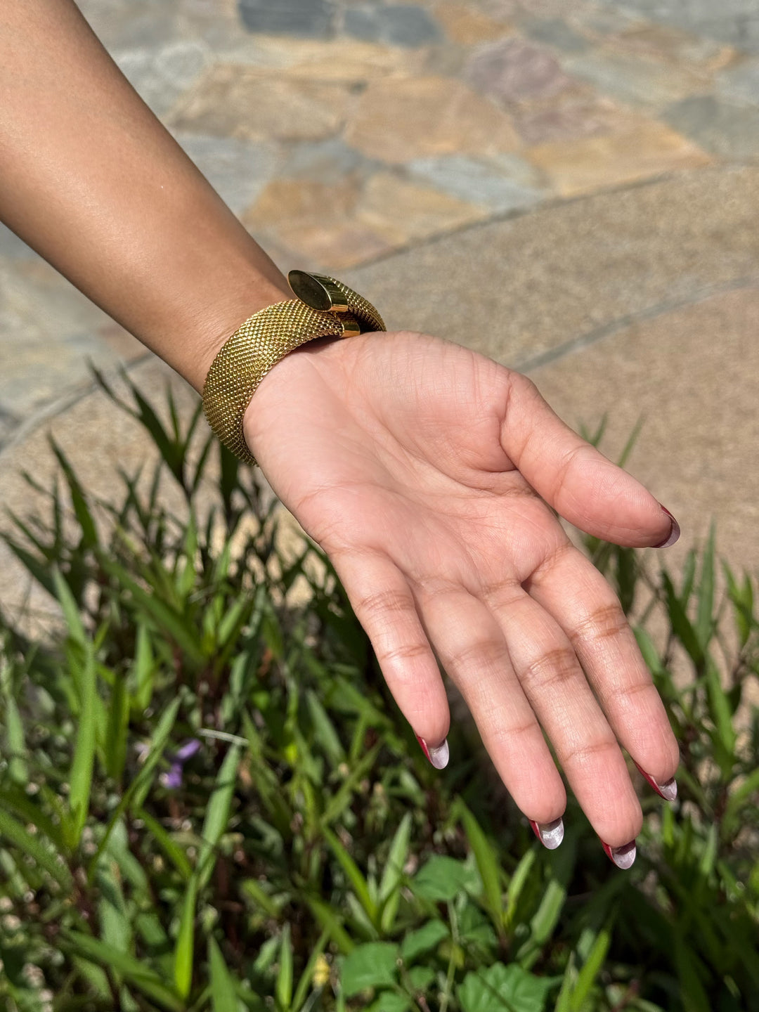 WOVEN GLOW BRACELET