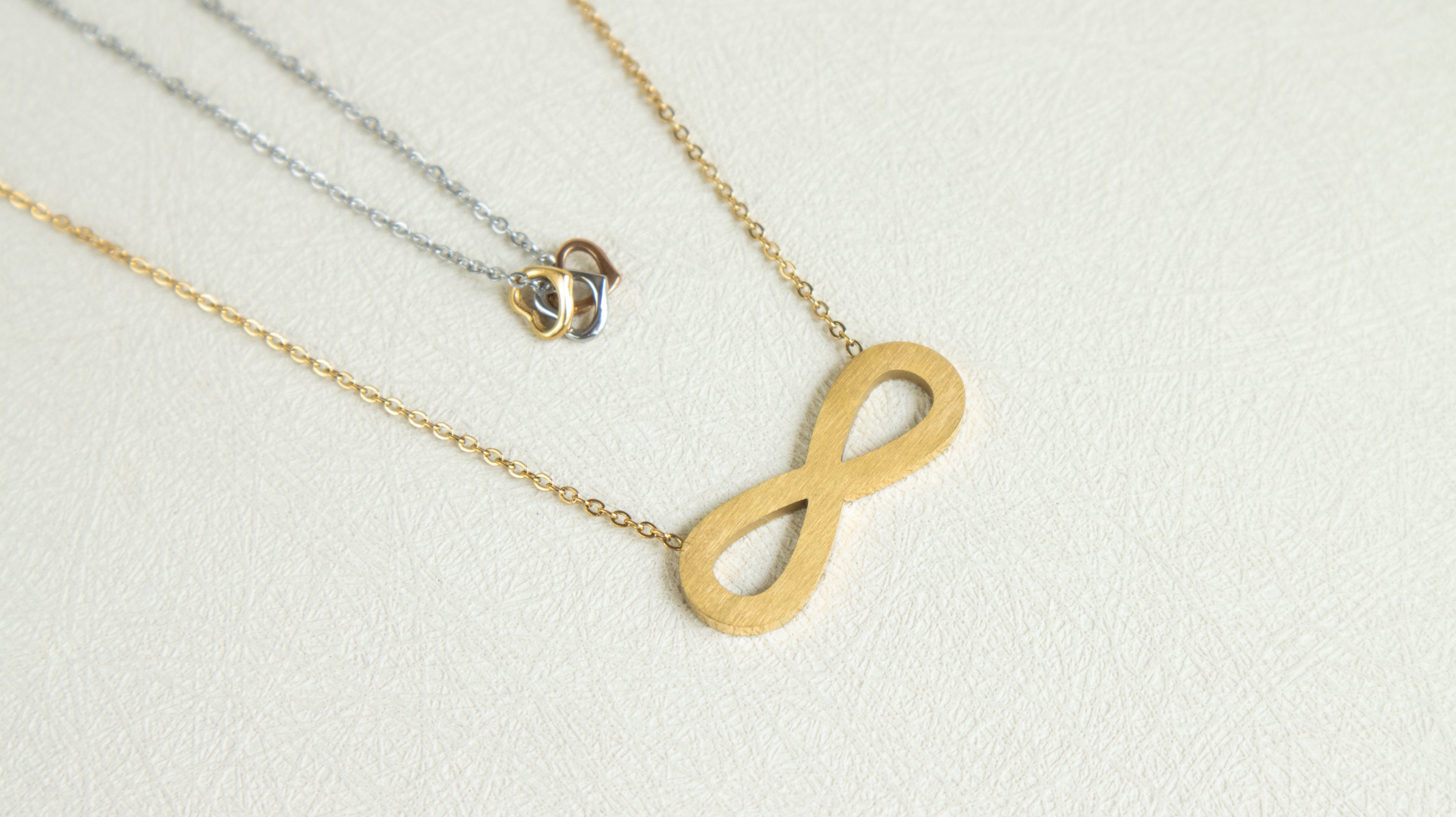 Infinit Love Necklace