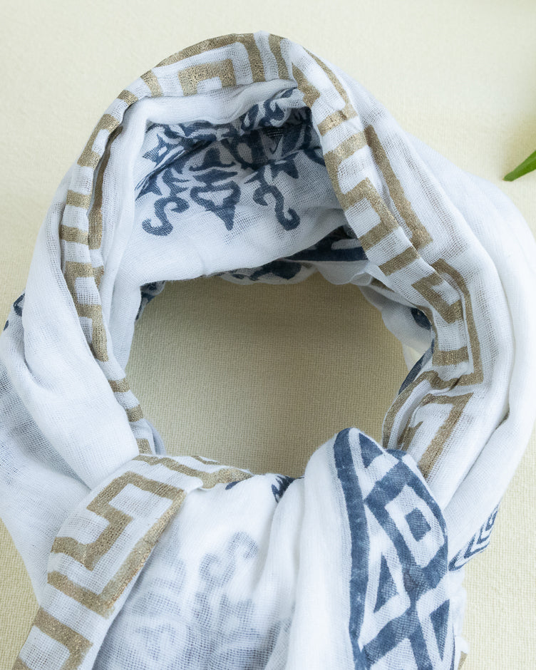 Labyrinth Scarf
