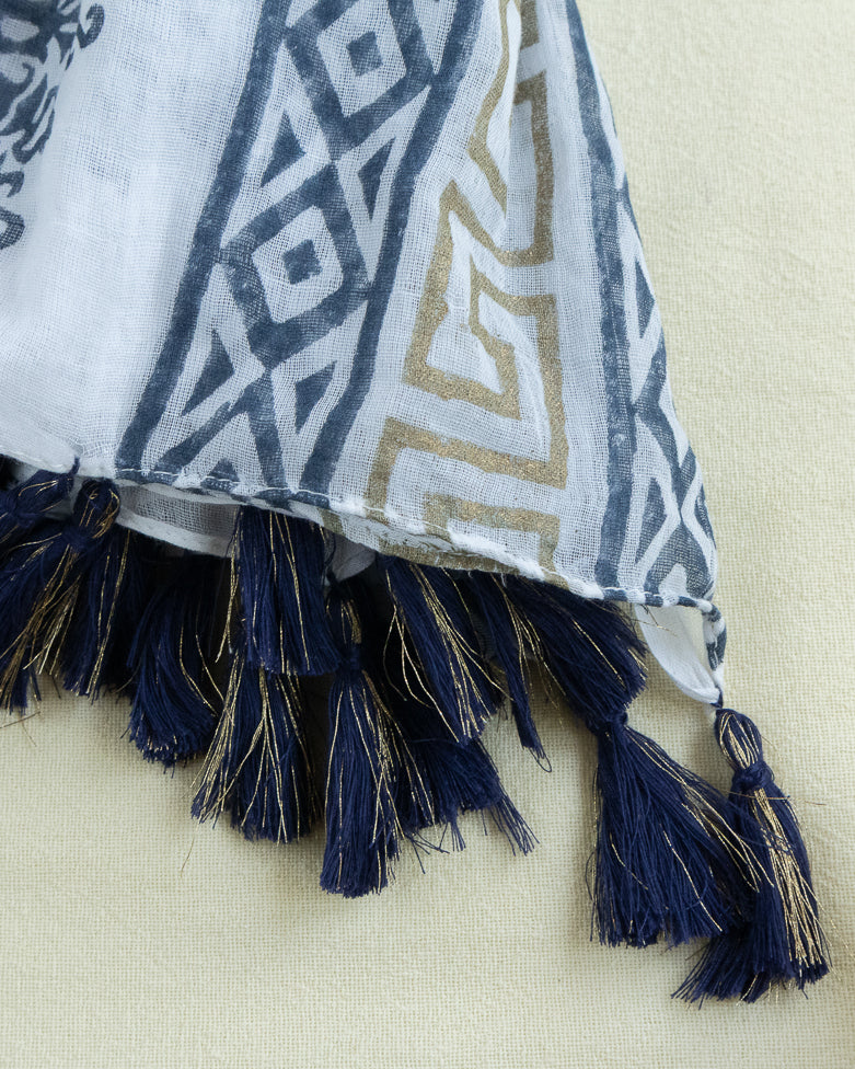Labyrinth Scarf