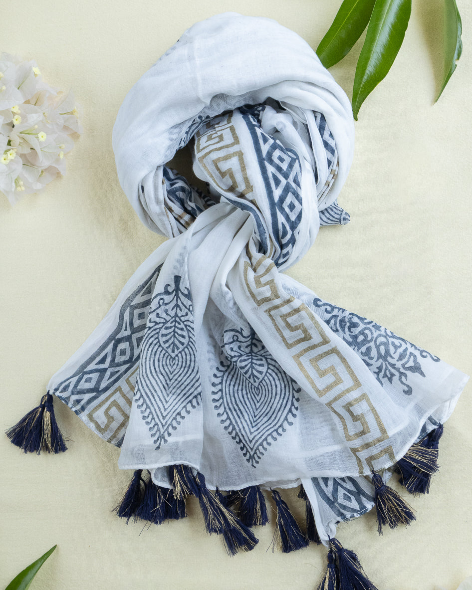 Labyrinth Scarf