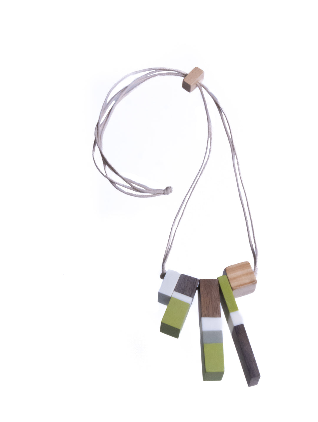 TILT WOOD BLOCK NECKLACE