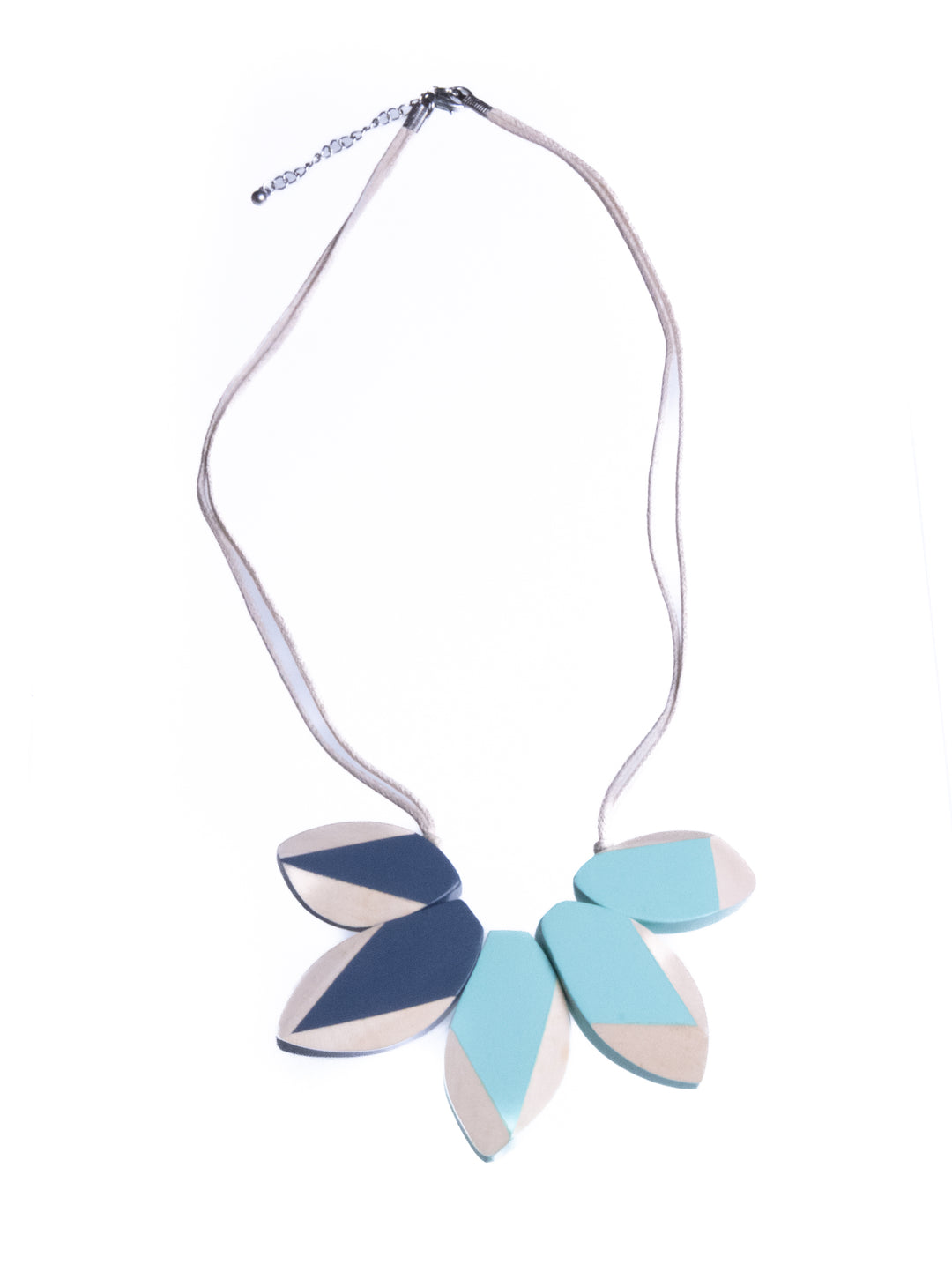 SAND LEAF NECKLACE