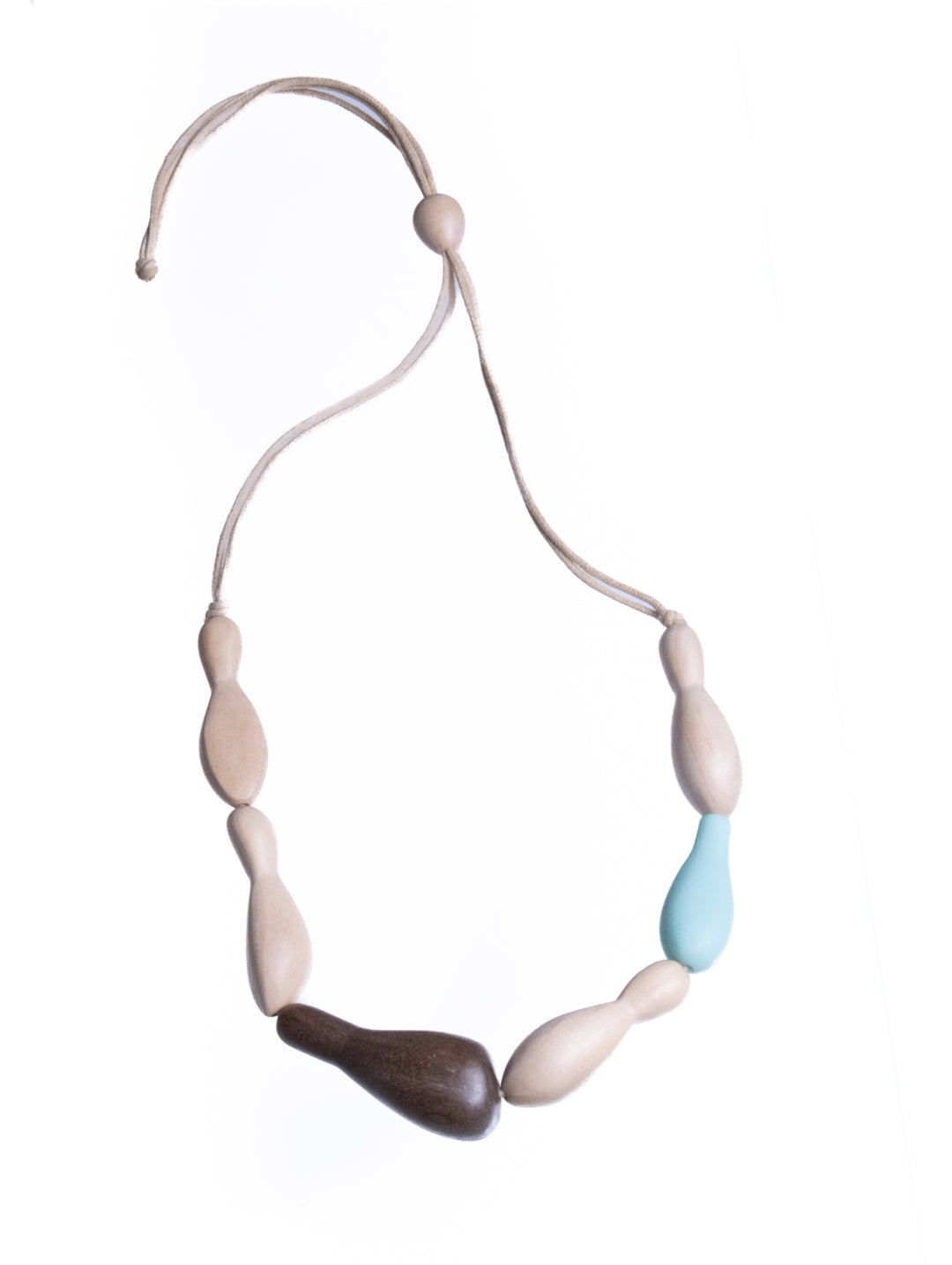 DROPLET STRAND NECKLACE