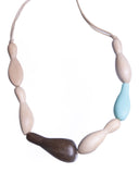 DROPLET STRAND NECKLACE