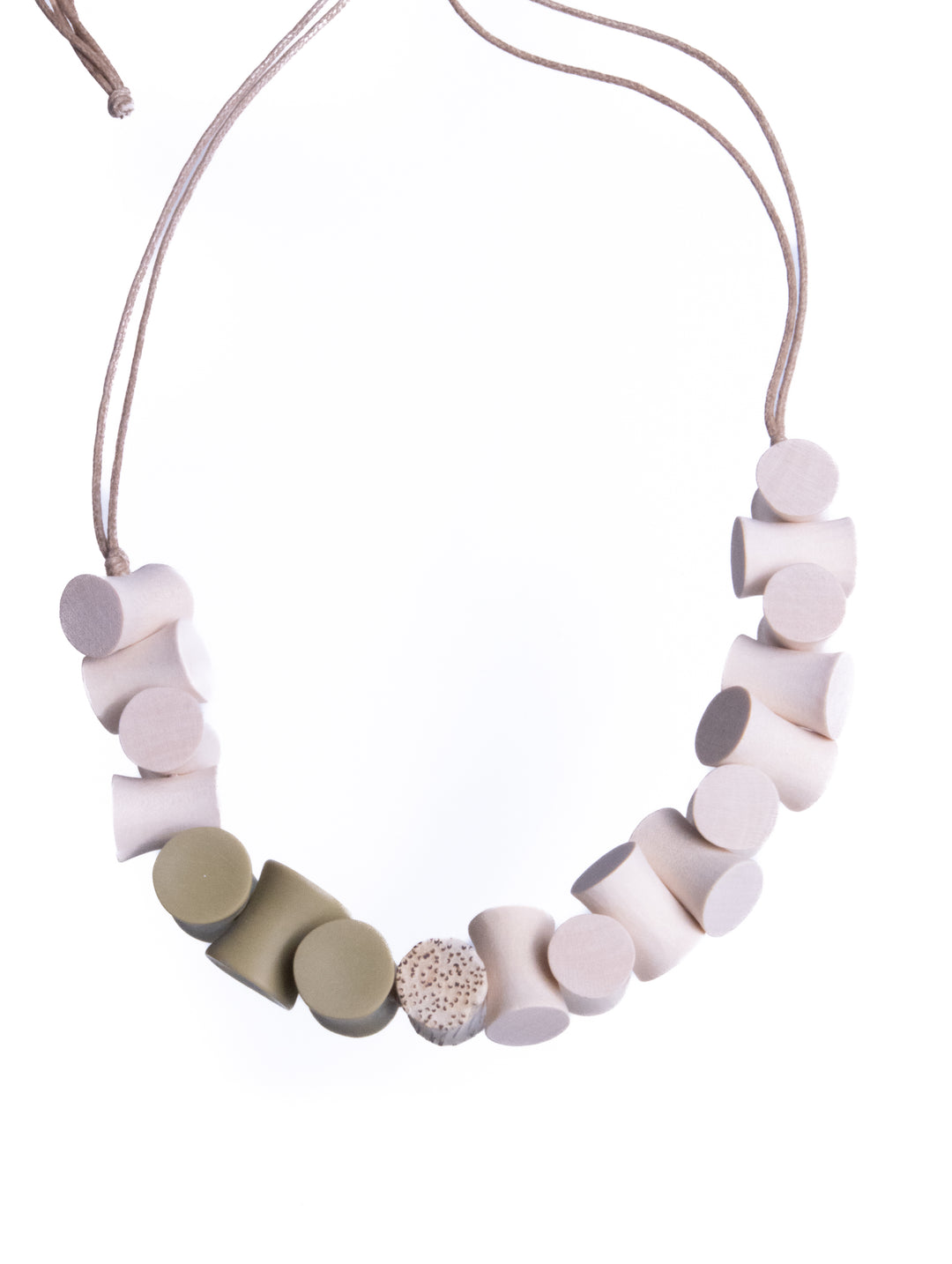 BALANCE BEAD NECKLACE