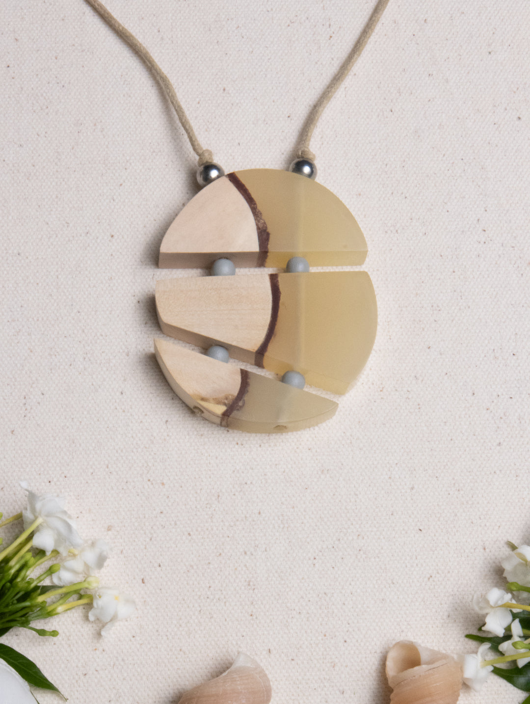 SAND FORM PENDANT
