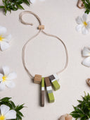 TILT WOOD BLOCK NECKLACE