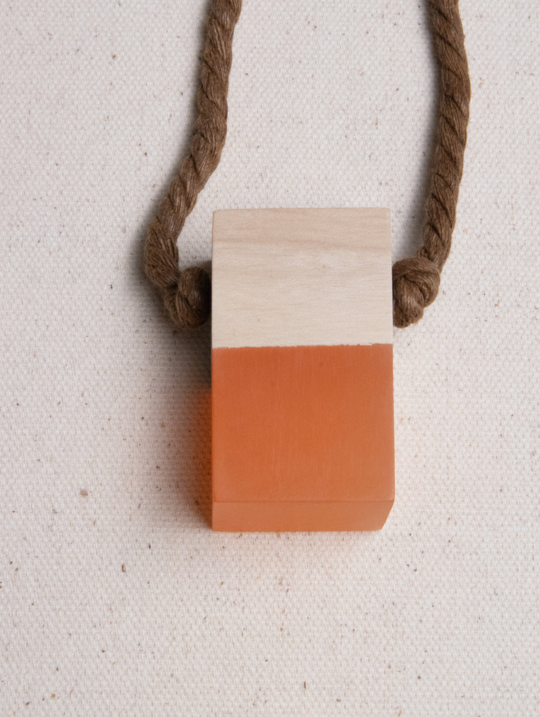 CARAMEL CUBE NECKLACE