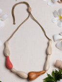 DROPLET STRAND NECKLACE