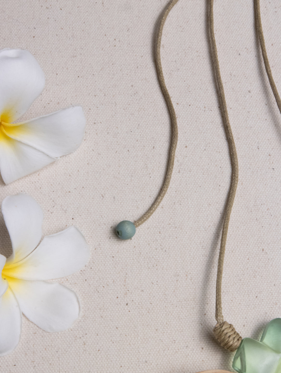 WAVEBUD NECKLACE