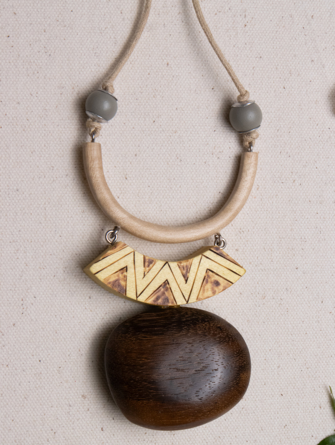 GROVE STONE NECKLACE