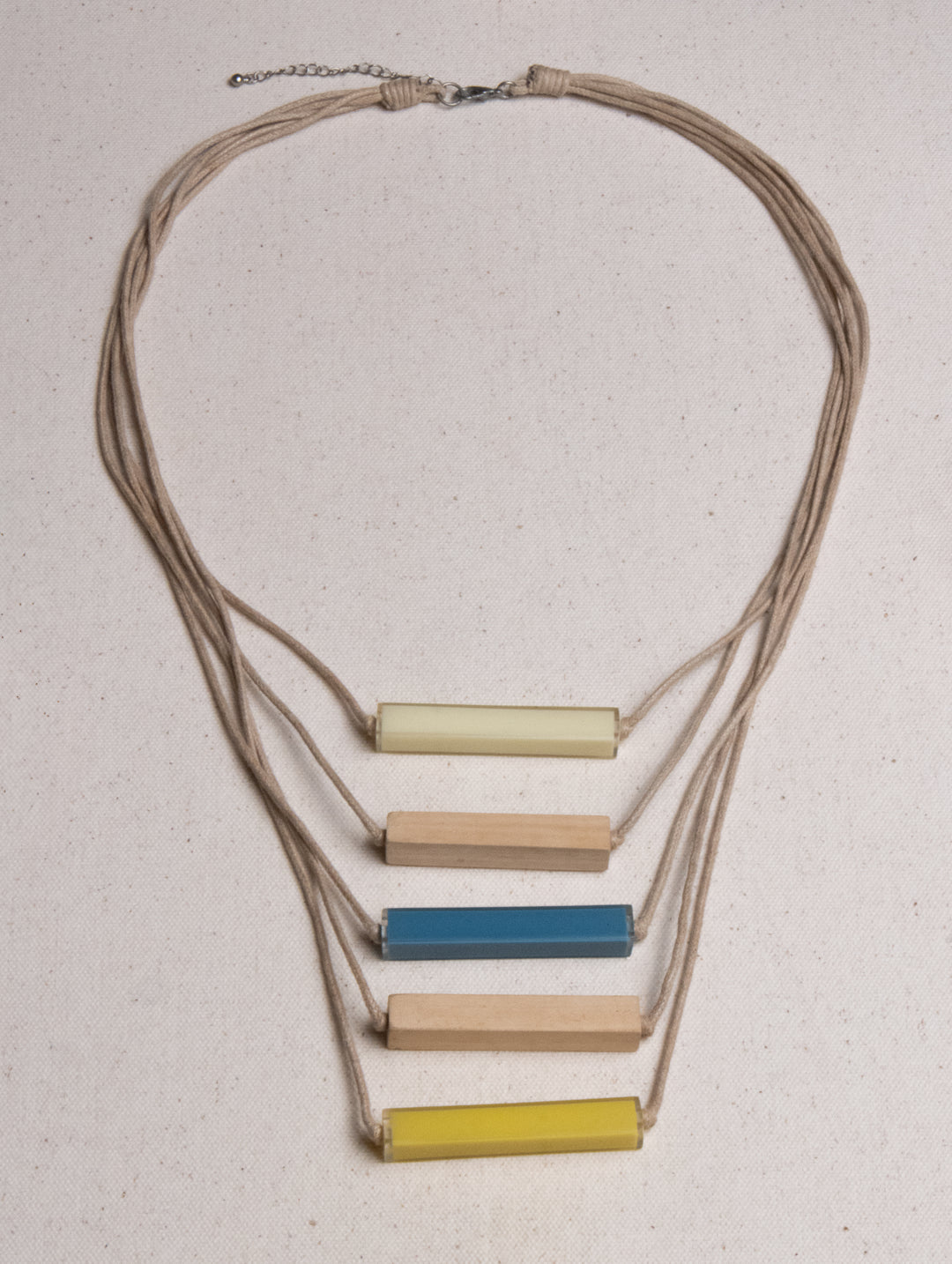 LINE CHANNEL NECKLACE
