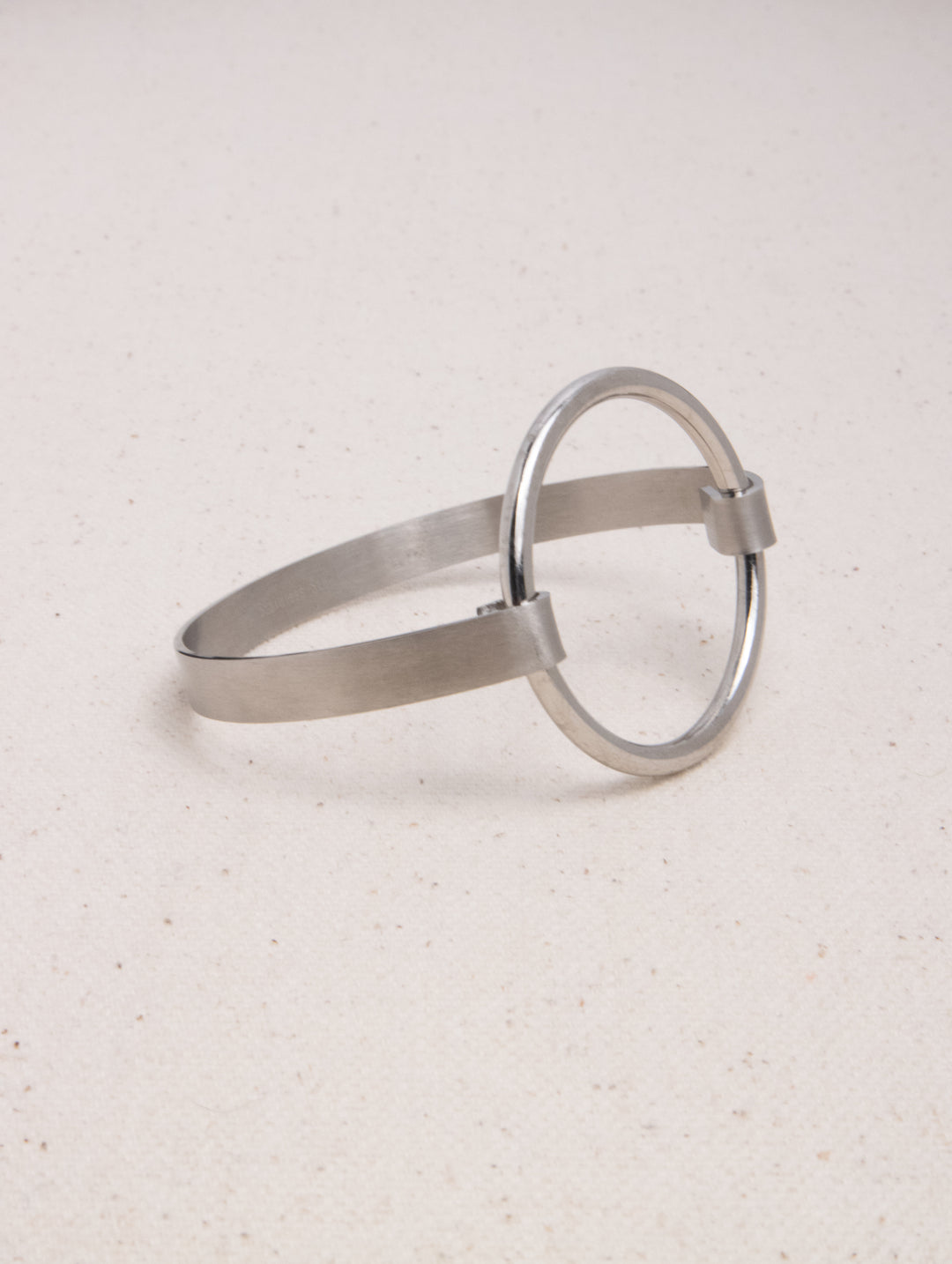 ONE CIRCLE BRACELET
