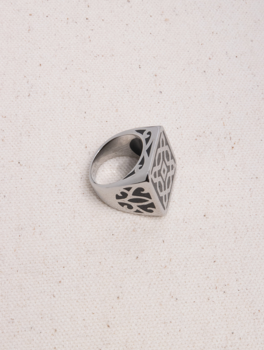 SIGN RING