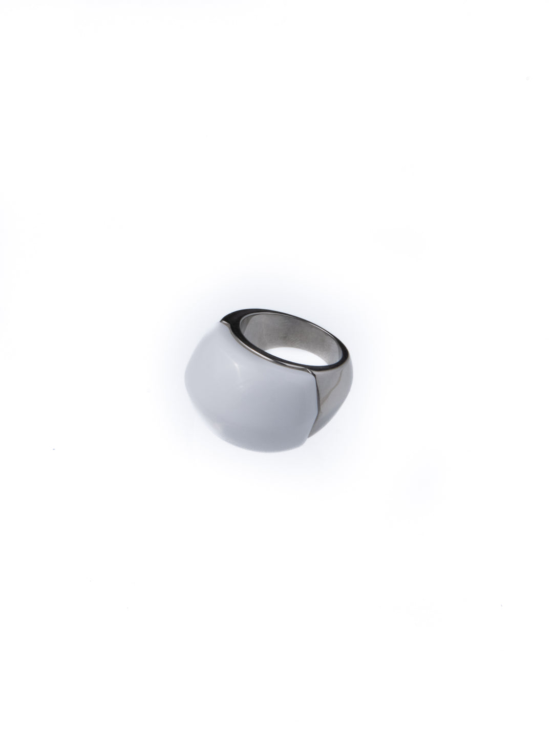 BLOC WHITE RING