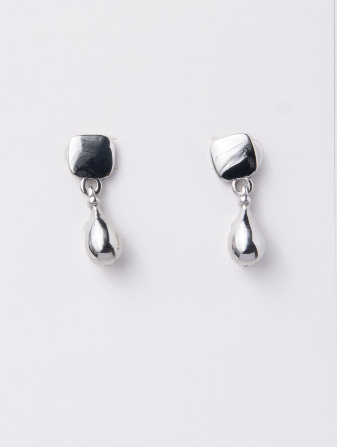 LUME DROP EARRINGS