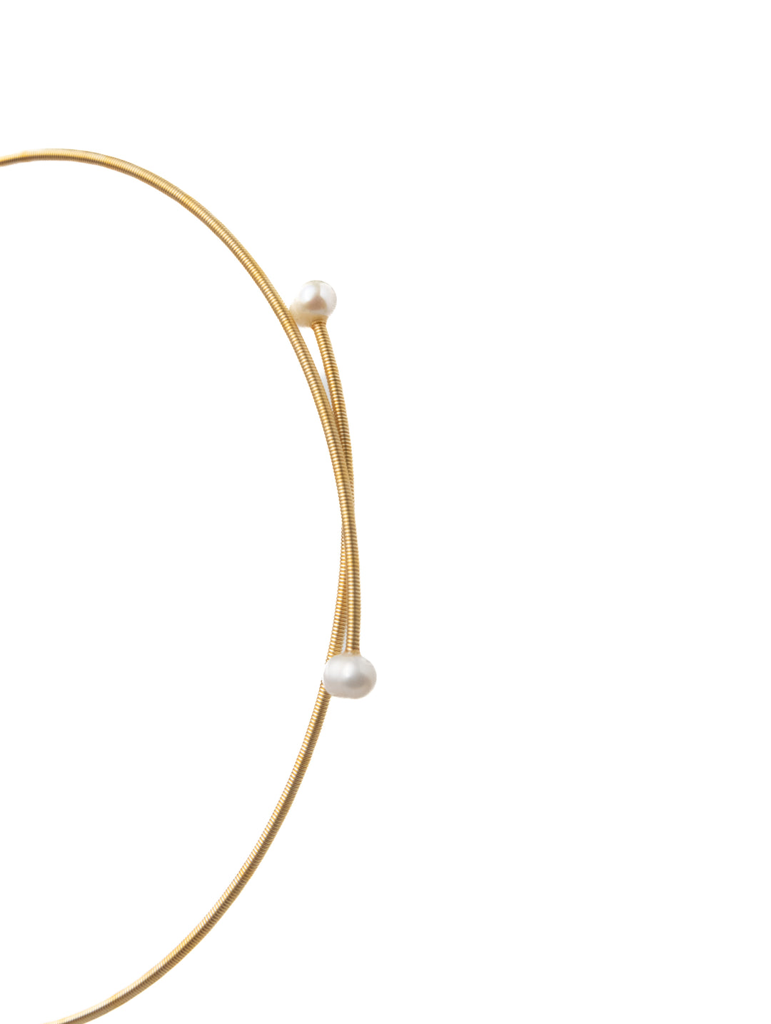 WHITE SIGHT NECKLACE